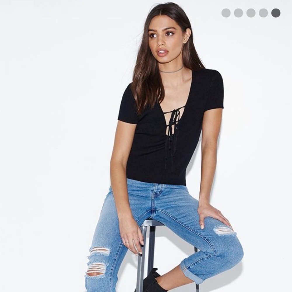 New | Kendall & Kylie | Short Sleeve Ribbed Top Medium
